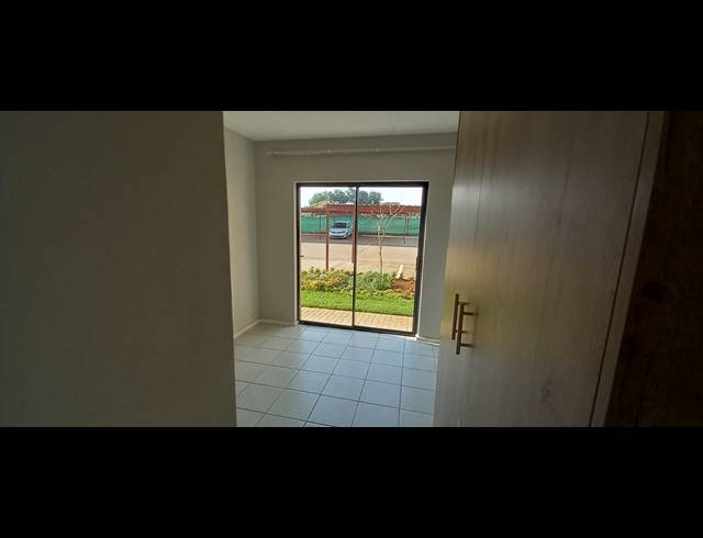 3 BEDROOM APARTMENT FOR SALE IN KENLEAF